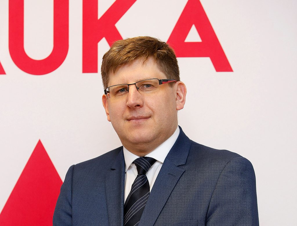 Między marzeniem a rzeczywistością 1