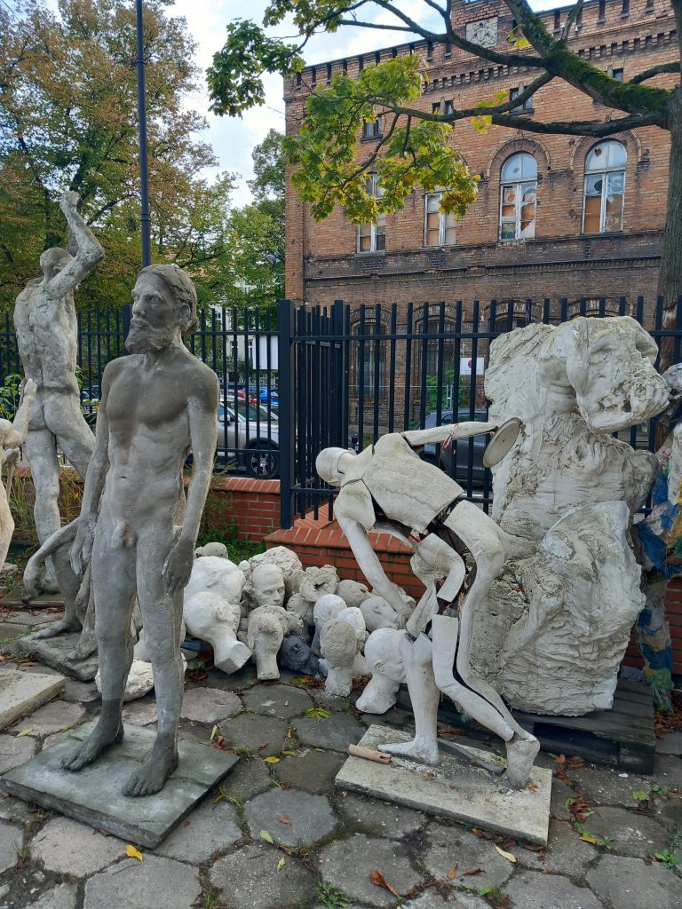 Dotknięcie dłoni? 2