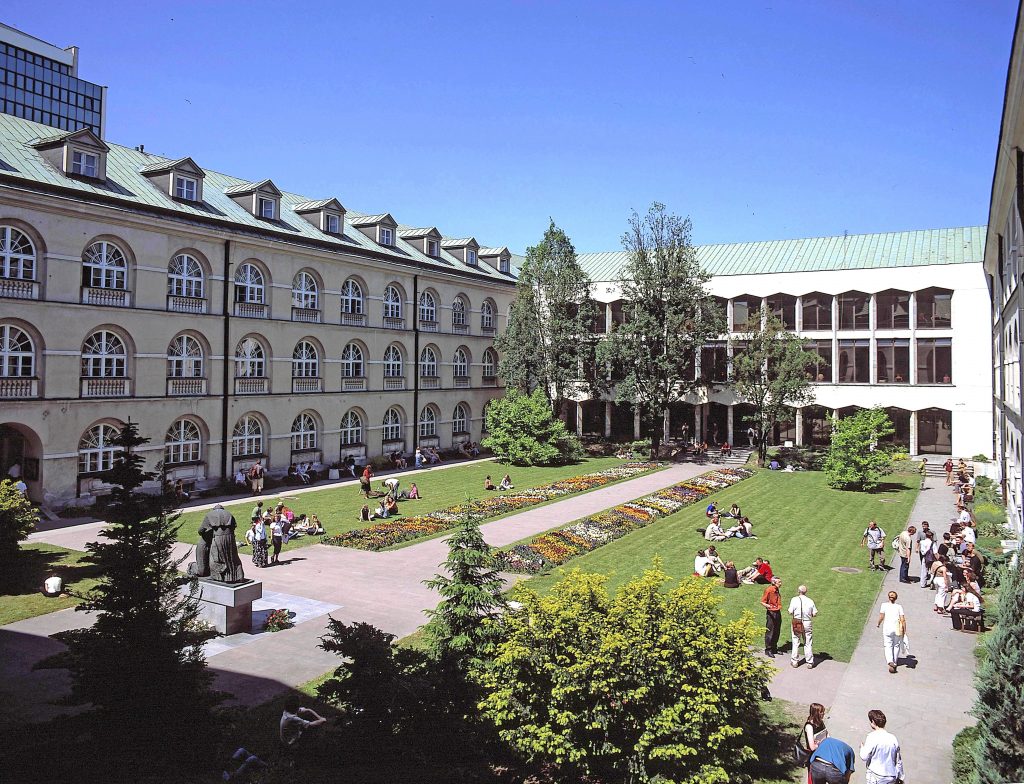 Niezwykłe historie akademickich gmachów 4