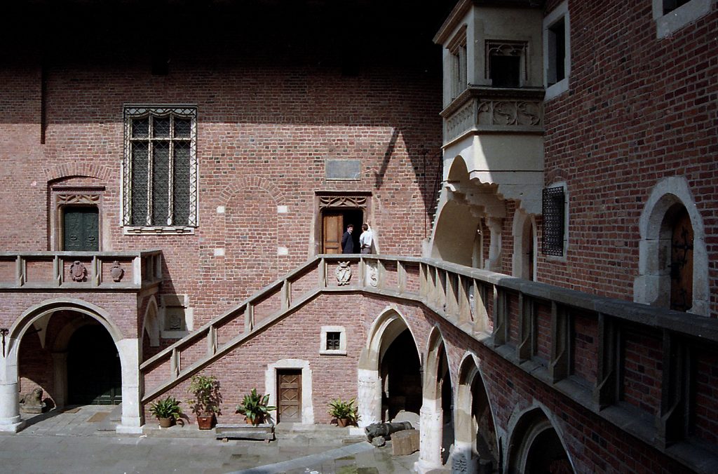 Niezwykłe historie akademickich gmachów 1