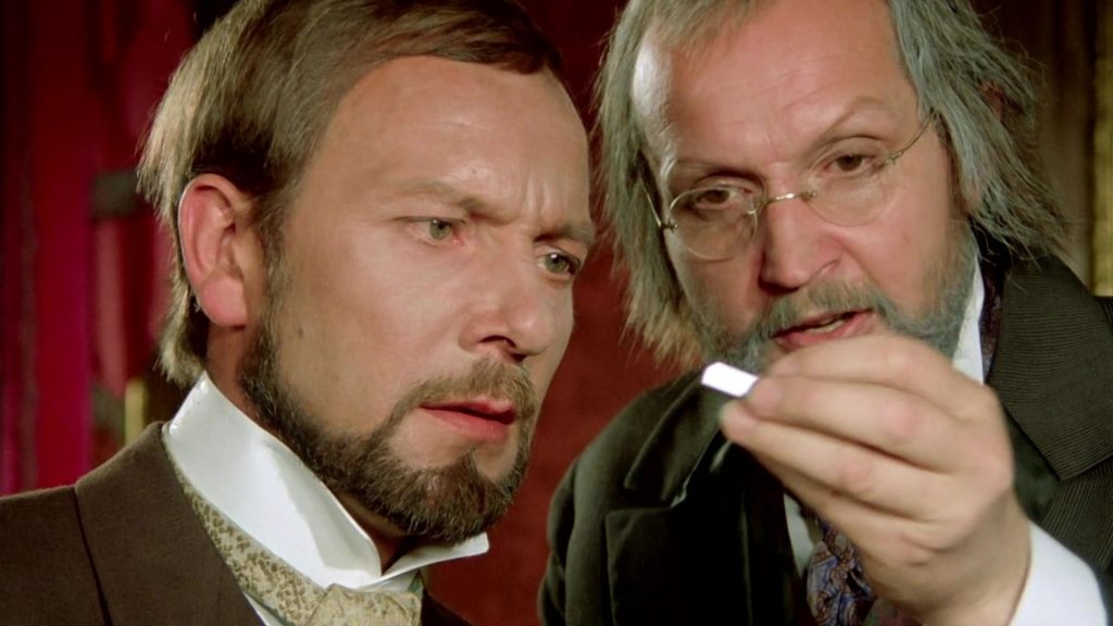 Pisarz w laboratorium 1