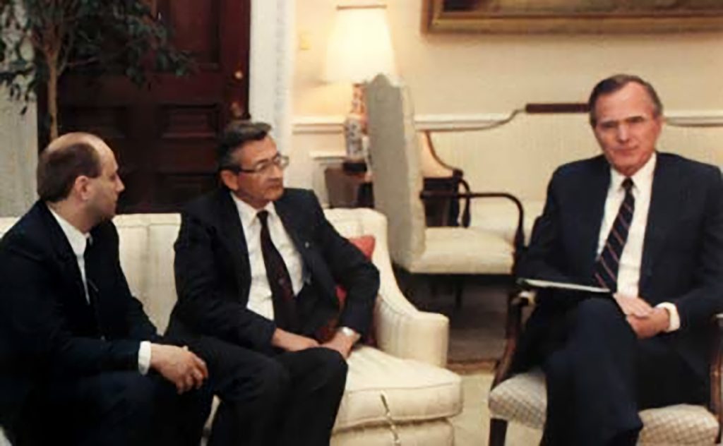 Szaleńcy, realiści i antykomuniści 2