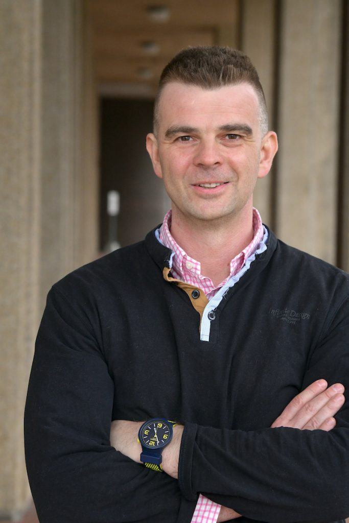 Przyjaciele, którzy się nie wtrącają 1