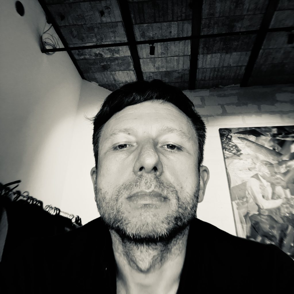 Między techniką a emocją 1