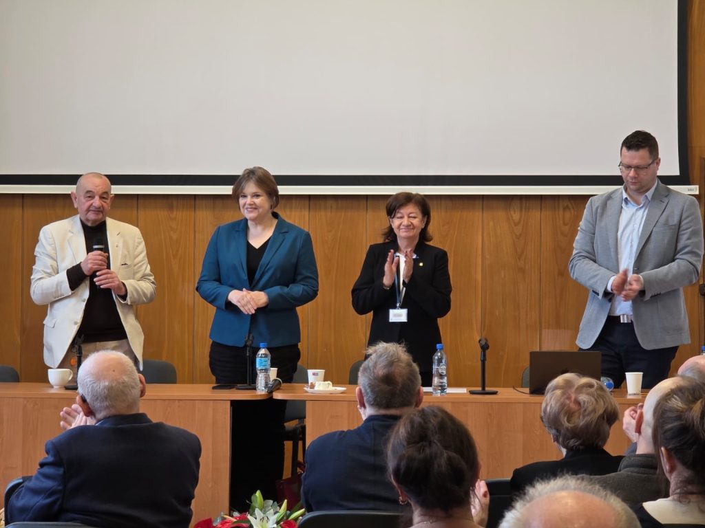 Od współpracy do konfliktu 1 Od współpracy do konfliktu 1