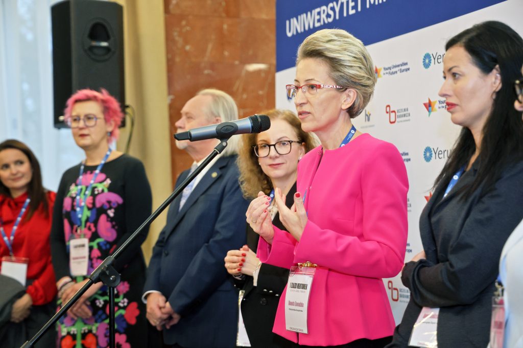 Rektorki piszą nowy rozdział akademii 1