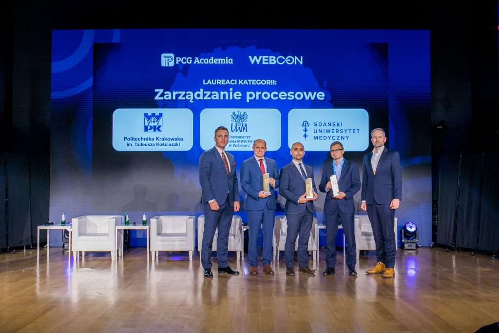 Cyfrowa przyszłość szkolnictwa wyższego 4