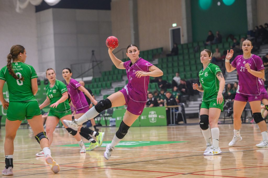 Zmiany na podium Ligi Akademickiej AZS 1